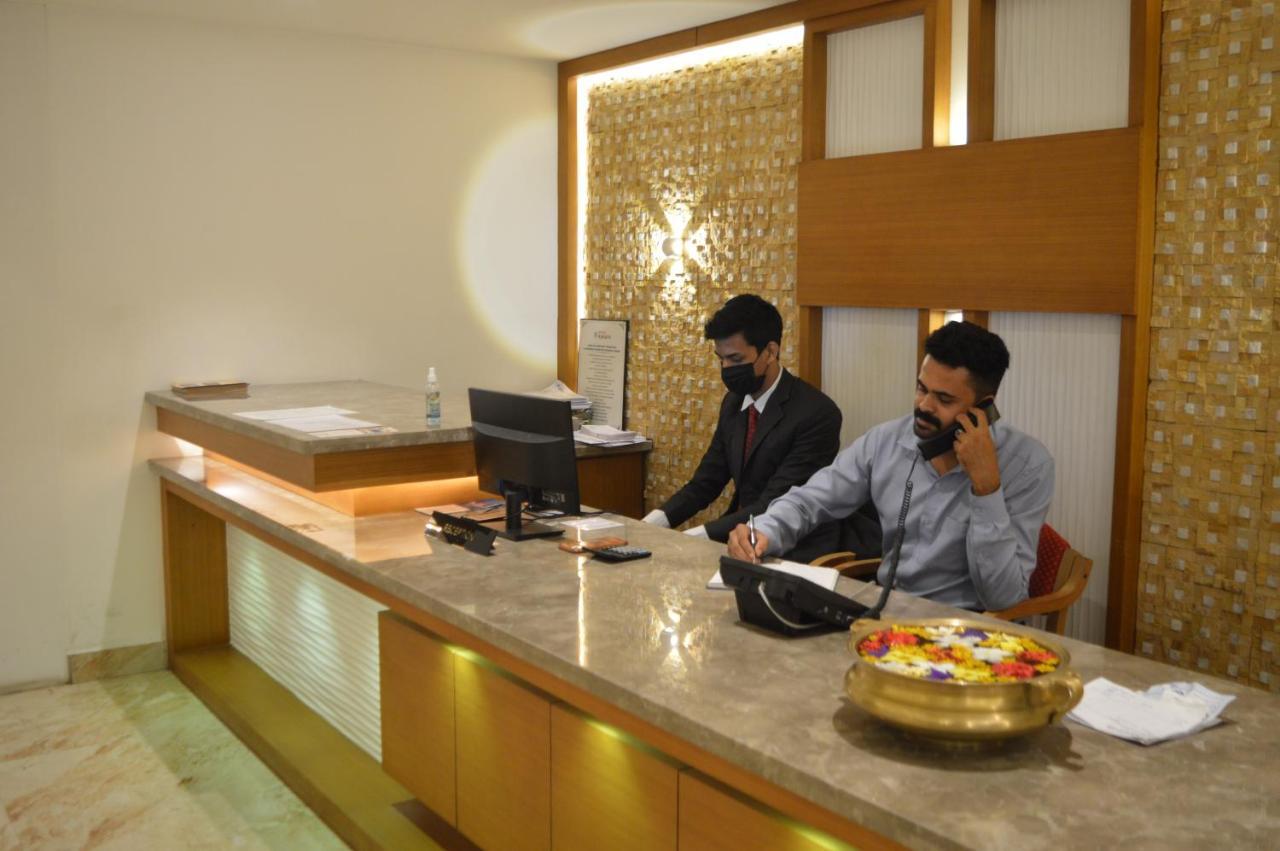 Hotel Apsara Shoranur Exterior foto